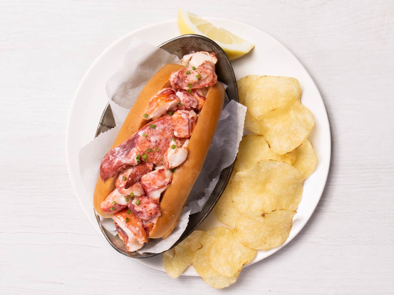Traditional Maine Lobster Roll Maine Seafood