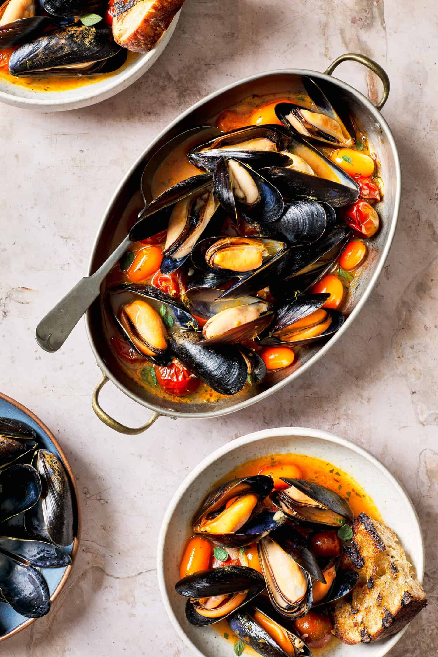 Spicy Maine Mussels with Blistered Cherry Tomatoes, Lemon, and Oregano